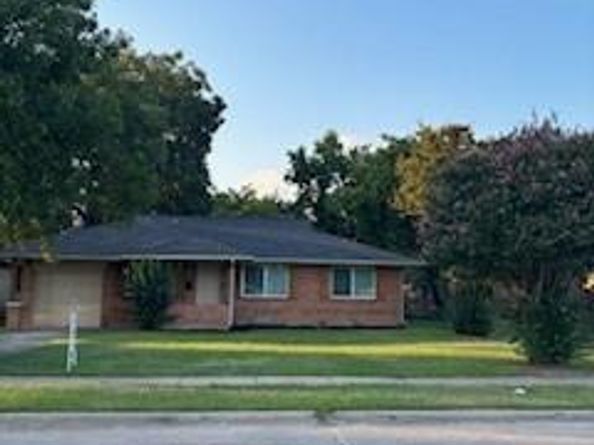 8017  Huttig Avenue , Dallas Texas 75217