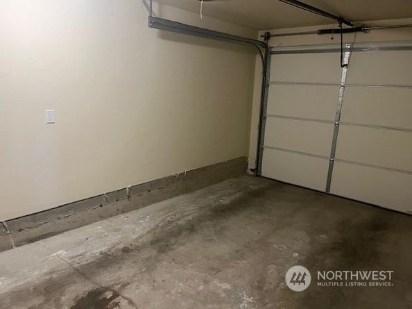 5794 Roosevelt Way NE, Seattle WA 98105