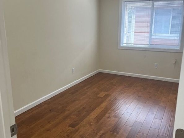 5794 Roosevelt Way NE, Seattle WA 98105