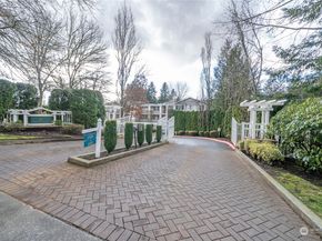 1709 134th Street SE 3, Bellevue WA 98005