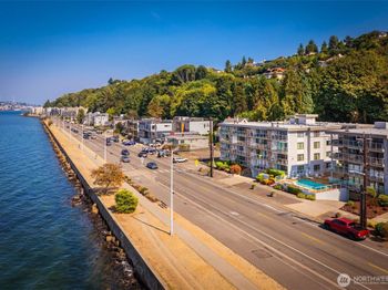 2104 Alki Avenue SW