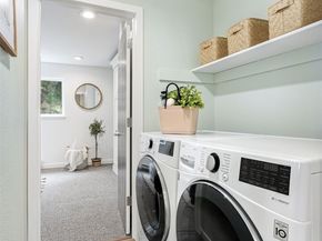2104 Alki Avenue SW 305, Seattle WA 98116