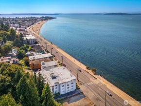 2104 Alki Avenue SW 305, Seattle WA 98116