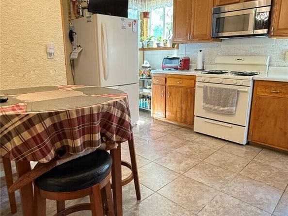 749 S Elmgrove Street, Seattle WA 98108