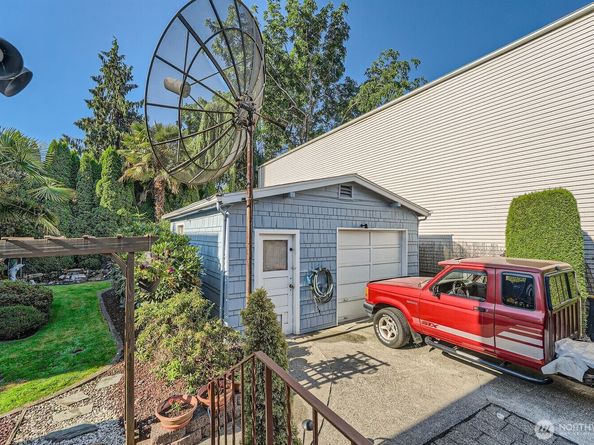 749 S Elmgrove Street, Seattle WA 98108