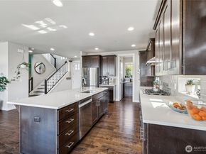 6012 37th Place NE, Marysville WA 98270