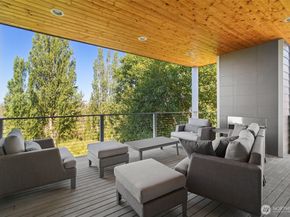 6012 37th Place NE, Marysville WA 98270
