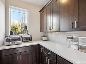 6012 37th Place NE, Marysville WA 98270