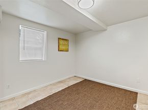 1521 E Spruce Street, Seattle WA 98122