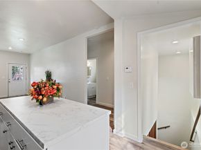 1521 E Spruce Street, Seattle WA 98122