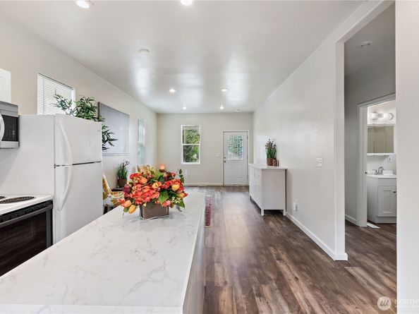 1521 E Spruce Street, Seattle WA 98122