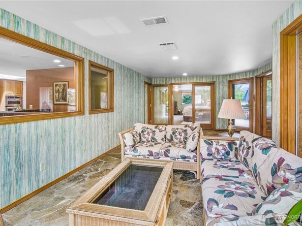 806 Alpine Drive, Everett WA 98203