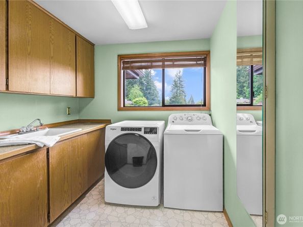 806 Alpine Drive, Everett WA 98203