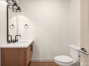 12249 NE 66TH Street, Kirkland WA 98033
