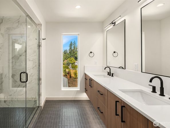 12249 NE 66TH Street, Kirkland WA 98033