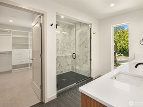 12249 NE 66TH Street, Kirkland WA 98033