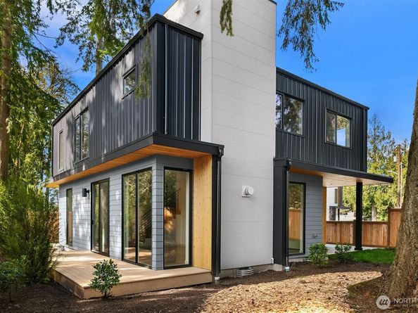 12249 NE 66TH Street, Kirkland WA 98033