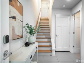 111 17th Avenue B, Seattle WA 98112