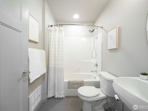 111 17th Avenue B, Seattle WA 98112