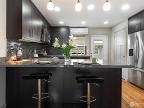 111 17th Avenue B, Seattle WA 98112