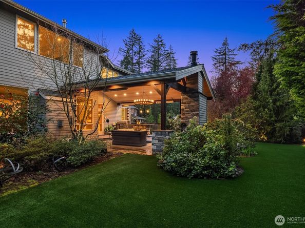 20920 SE 8th Place, Sammamish WA 98075