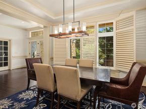 20920 SE 8th Place, Sammamish WA 98075