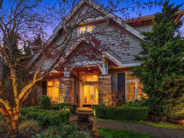 20920 SE 8th Place, Sammamish WA 98075