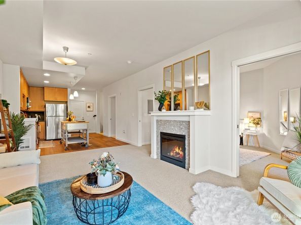 16141 Cleveland Street 317, Redmond WA 98052