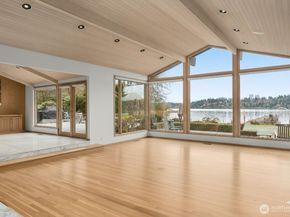 8428 N Mercer Way, Mercer Island WA 98040