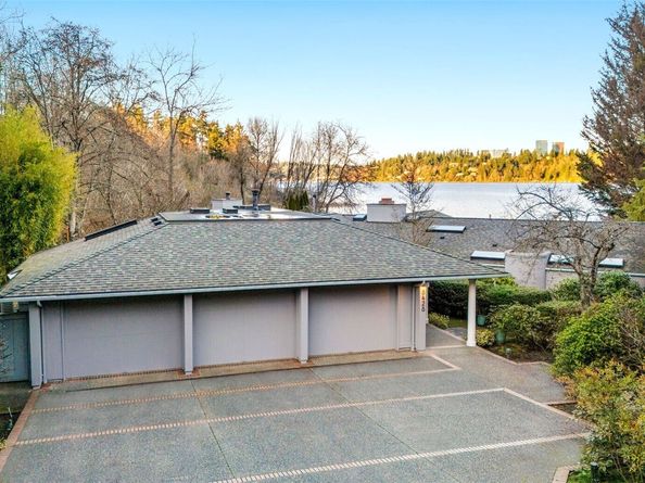 8428 N Mercer Way, Mercer Island WA 98040