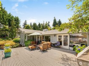 8428 N Mercer Way, Mercer Island WA 98040