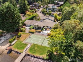 8428 N Mercer Way, Mercer Island WA 98040