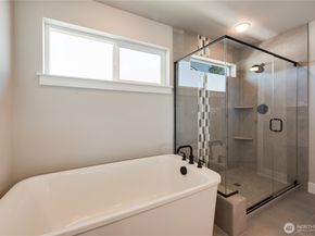 20220 125th Avenue NE SM205, Bothell WA 98011