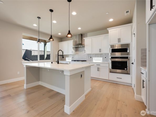 20220 125th Avenue NE SM205, Bothell WA 98011