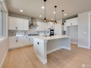 20220 125th Avenue NE SM205, Bothell WA 98011