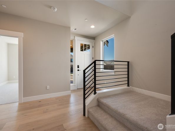 20220 125th Avenue NE SM205, Bothell WA 98011