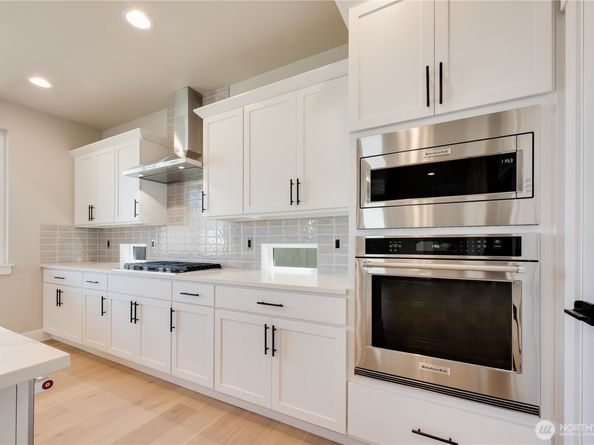 20220 125th Avenue NE SM205, Bothell WA 98011