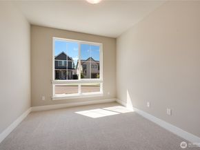 20220 125th Avenue NE SM205, Bothell WA 98011