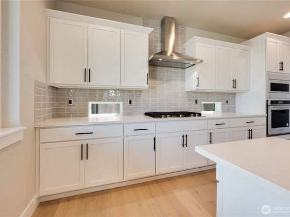 20220 125th Avenue NE SM205, Bothell WA 98011