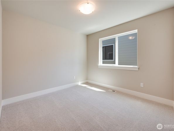 20220 125th Avenue NE SM205, Bothell WA 98011