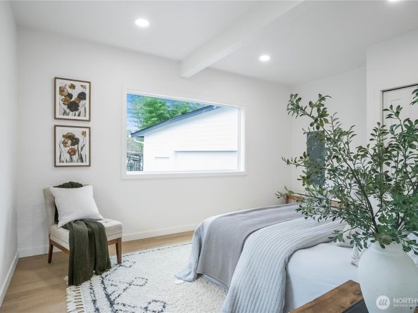 11853 12th Avenue S, Seattle WA 98168