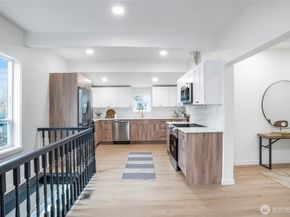 11853 12th Avenue S, Seattle WA 98168