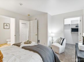 6525 200th Street SW 101, Lynnwood WA 98036