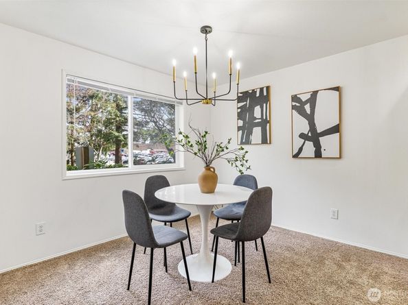 6525 200th Street SW 101, Lynnwood WA 98036