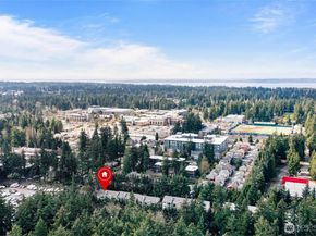 6525 200th Street SW 101, Lynnwood WA 98036