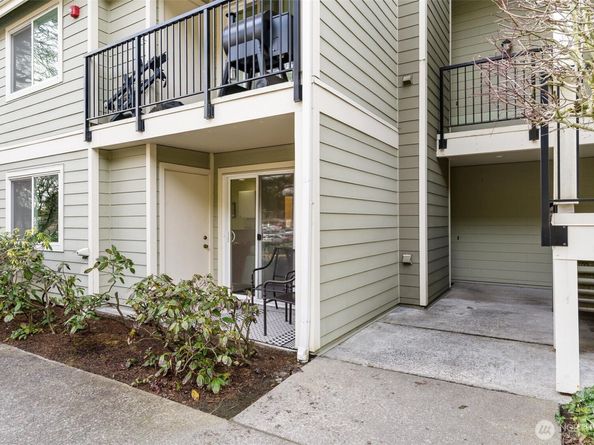 6525 200th Street SW 101, Lynnwood WA 98036