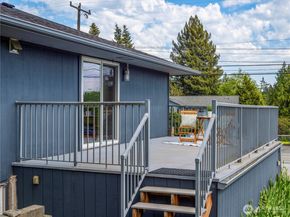 16631 Sylvester Road SW, Burien WA 98166