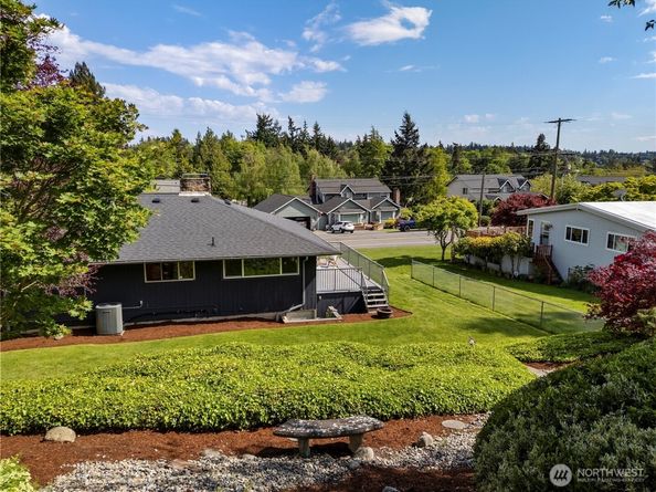 16631 Sylvester Road SW, Burien WA 98166