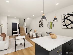 8513 19th Avenue NW A, Seattle WA 98117