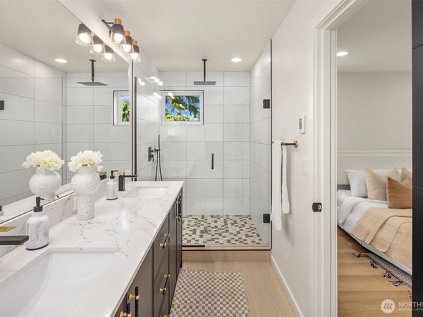 8513 19th Avenue NW A, Seattle WA 98117